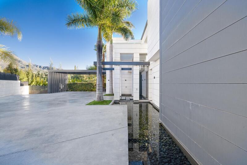 6 Cuarto Villa en venta