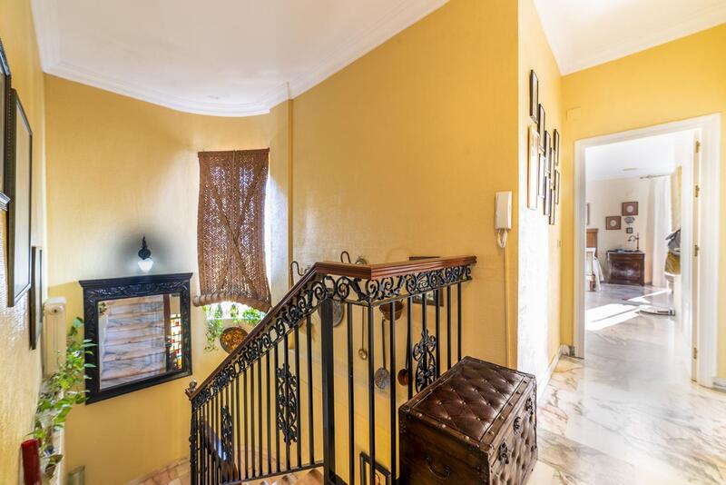 4 Cuarto Villa en venta