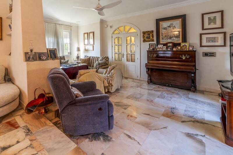 4 Cuarto Villa en venta