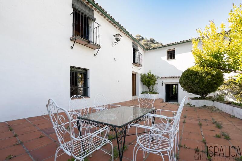 5 Cuarto Casa de Campo en venta