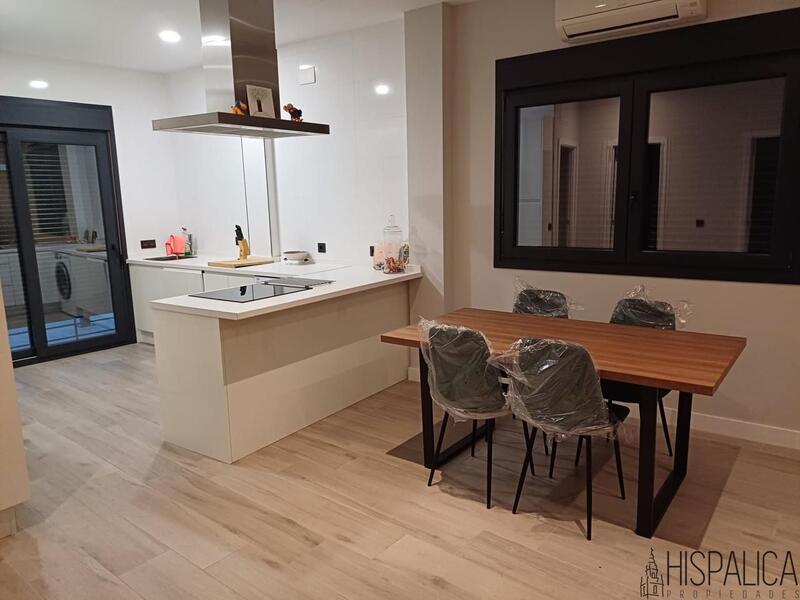 4 Schlafzimmer Appartement zu verkaufen