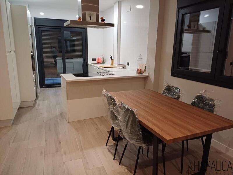 4 Schlafzimmer Appartement zu verkaufen