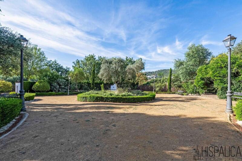 Townhouse for sale