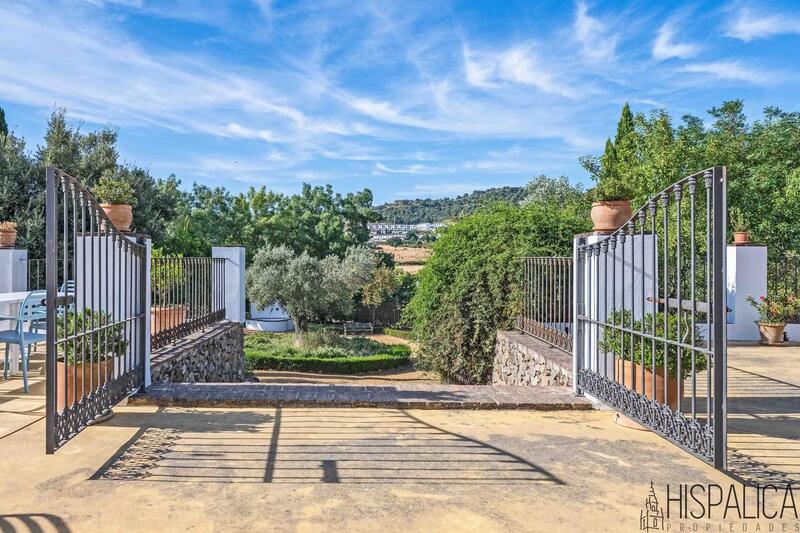 Townhouse for sale