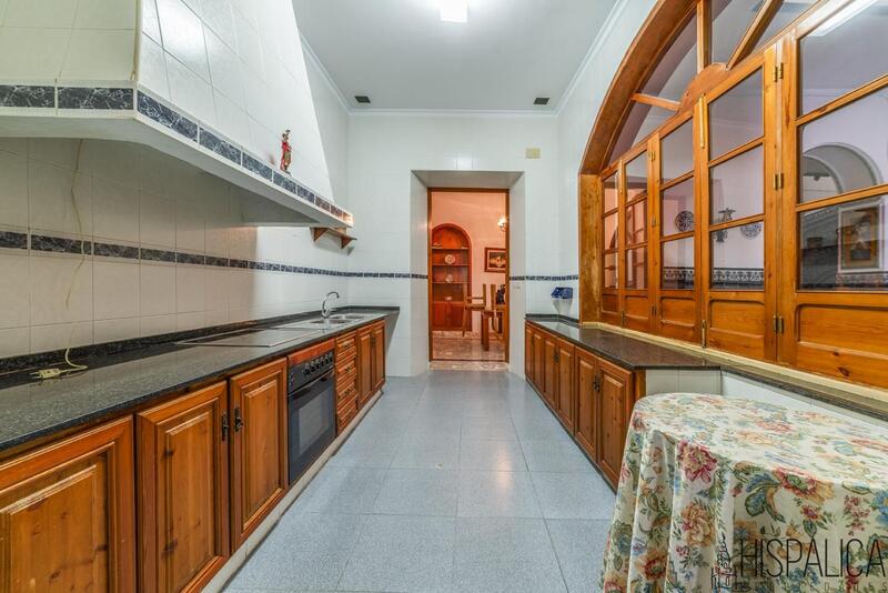Townhouse for sale