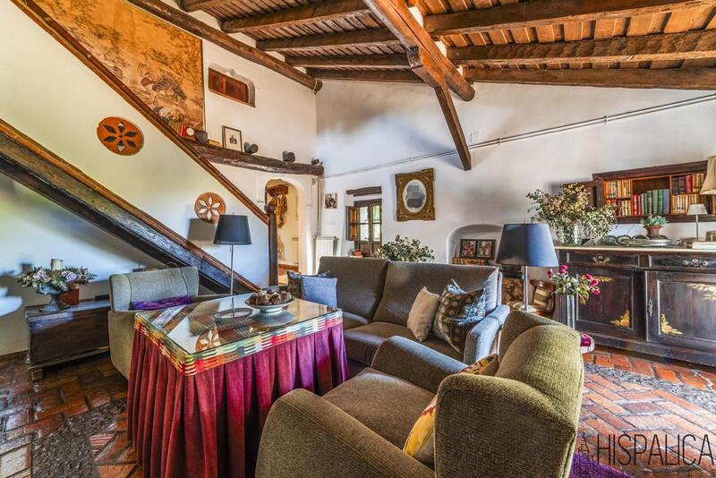 5 bedroom Country House for sale