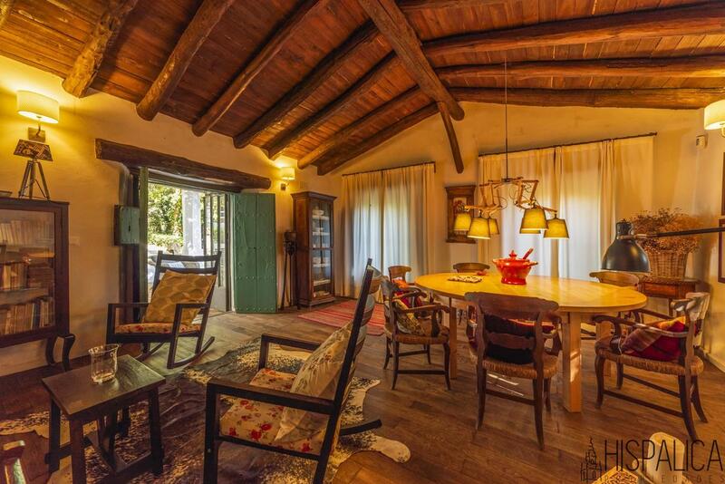 5 bedroom Country House for sale