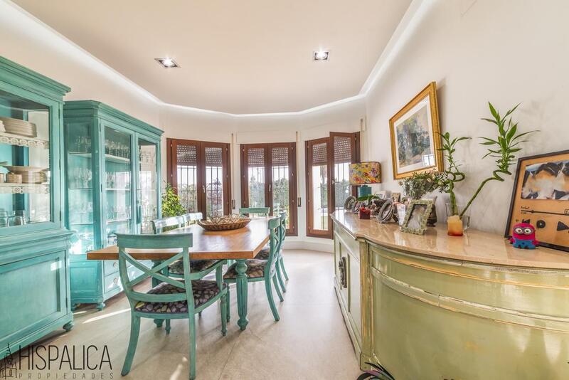 6 Schlafzimmer Villa zu verkaufen