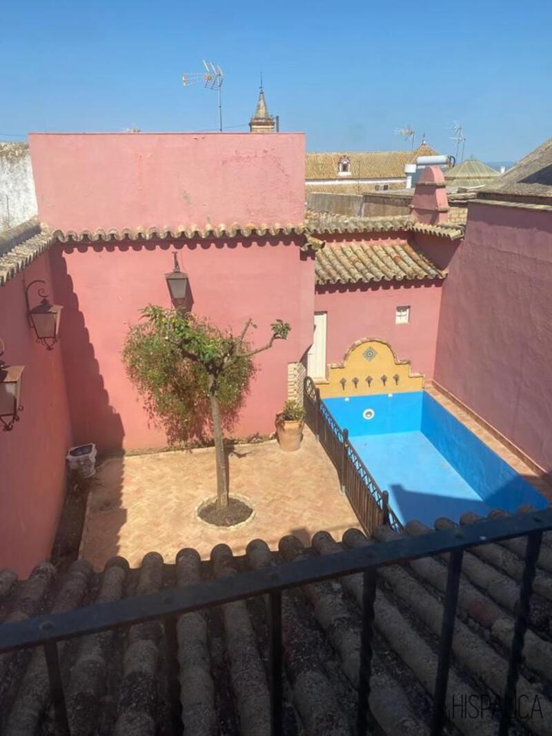 8 sovrum Villa till salu