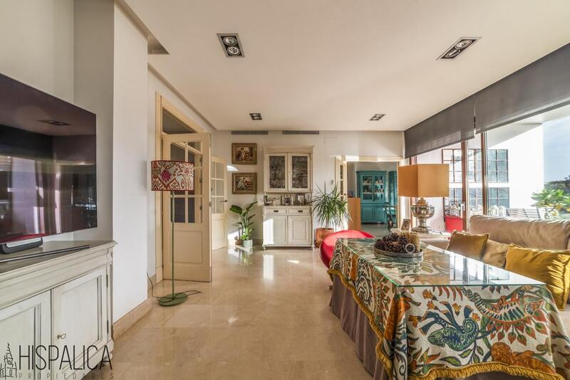 6 bedroom Villa for sale