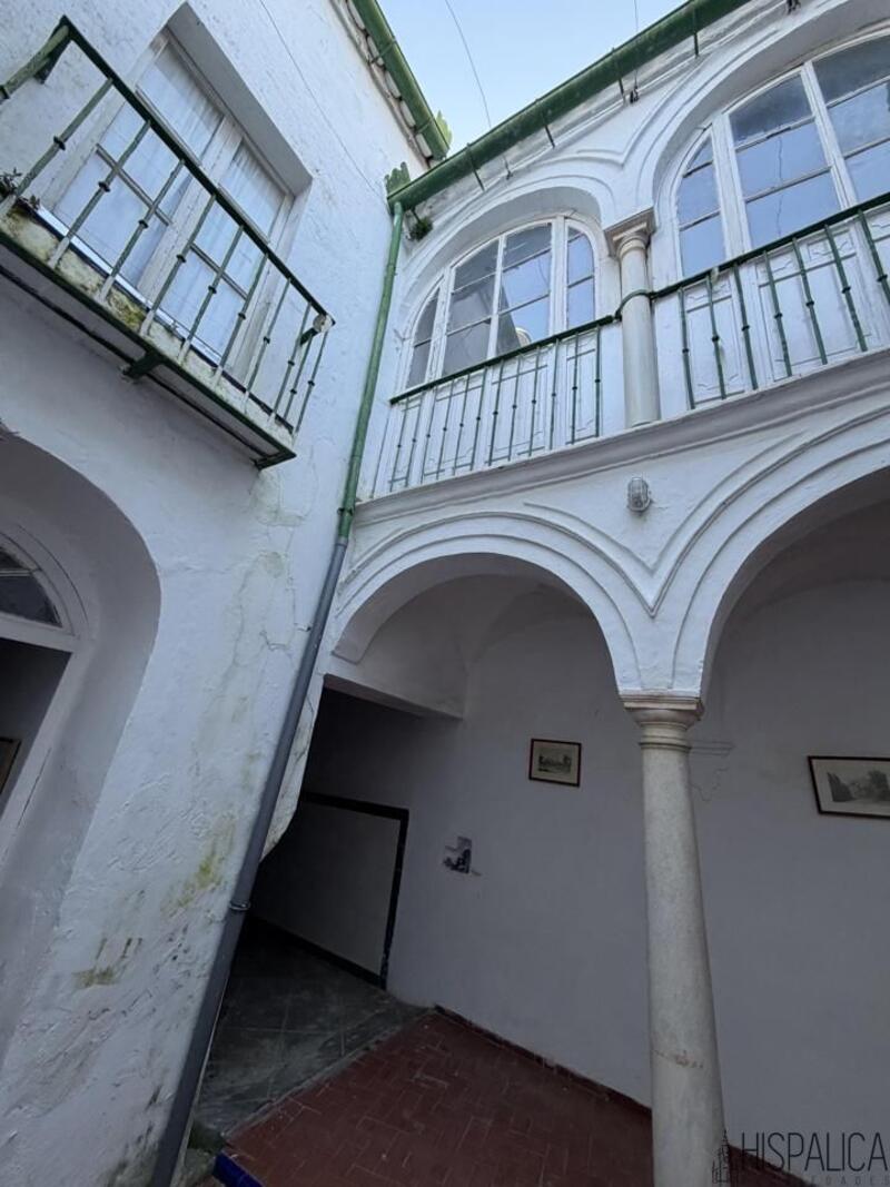 9 slaapkamer Villa Te koop 9 slaapkamer Villa Te koop