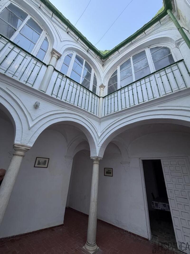 9 slaapkamer Villa Te koop 9 slaapkamer Villa Te koop