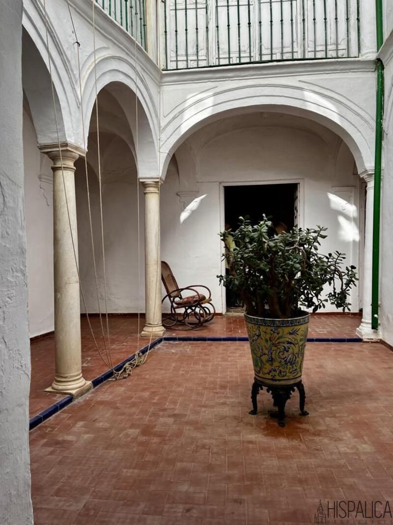 9 slaapkamer Villa Te koop 9 slaapkamer Villa Te koop