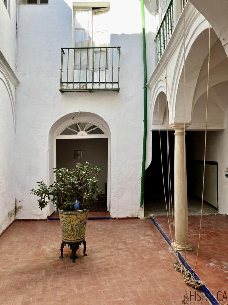 9 slaapkamer Villa Te koop 9 slaapkamer Villa Te koop