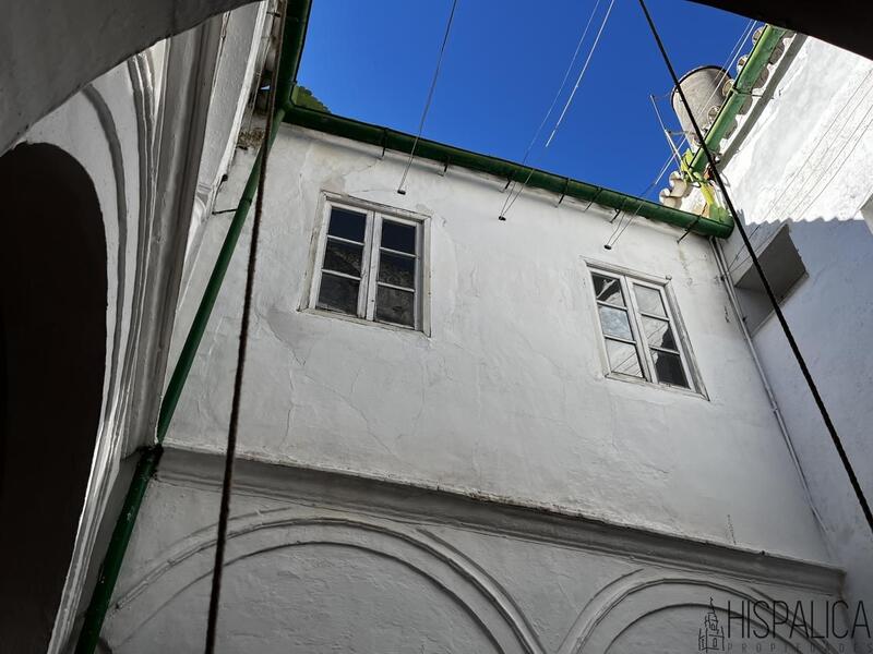 9 slaapkamer Villa Te koop 9 slaapkamer Villa Te koop