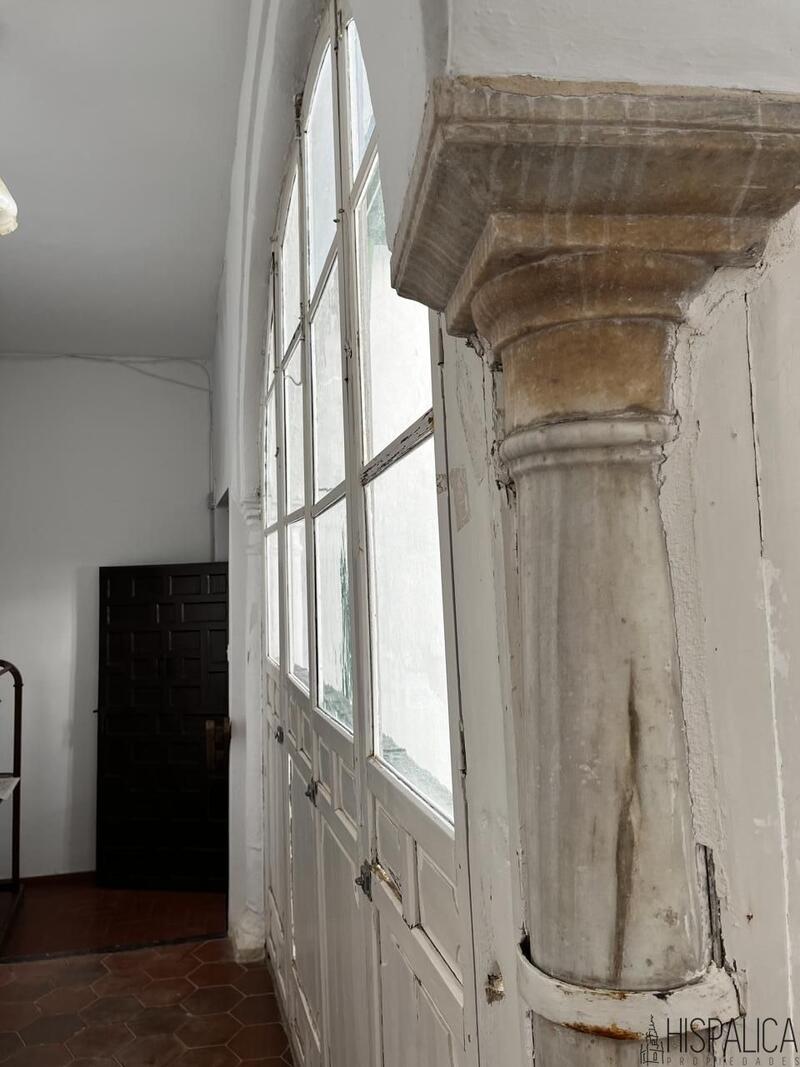 9 slaapkamer Villa Te koop 9 slaapkamer Villa Te koop