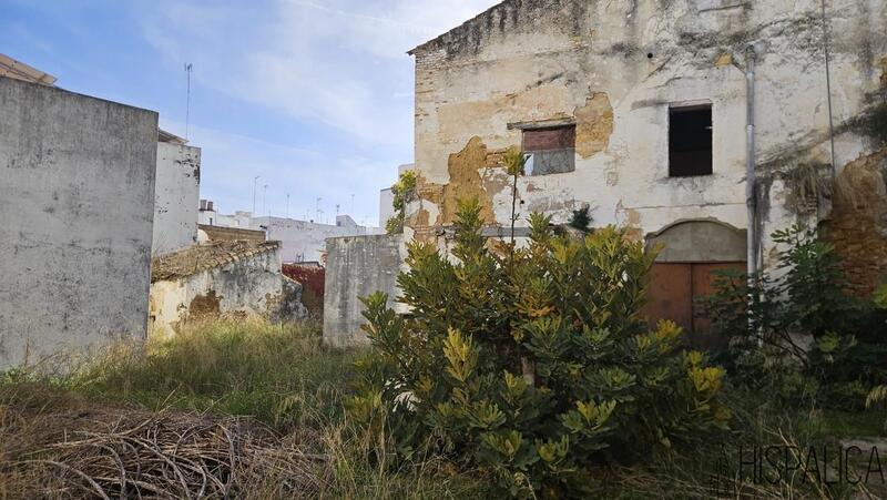 6 bedroom Villa for sale