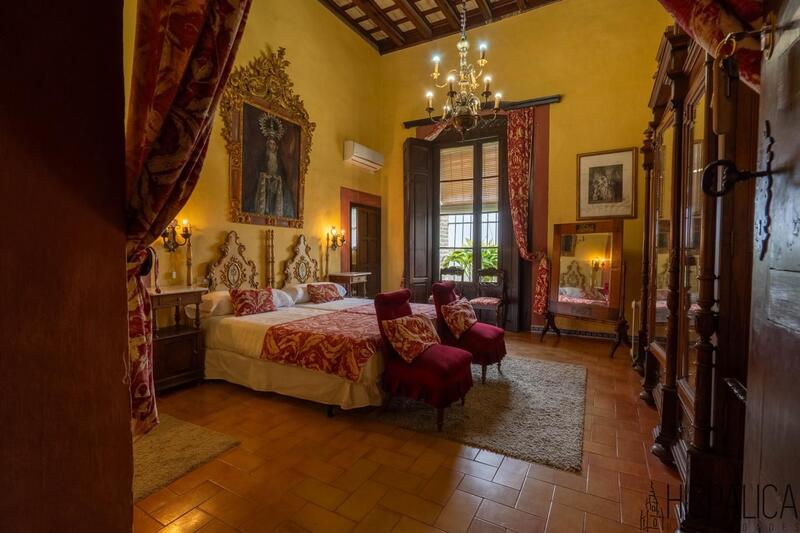 7 bedroom Villa for sale