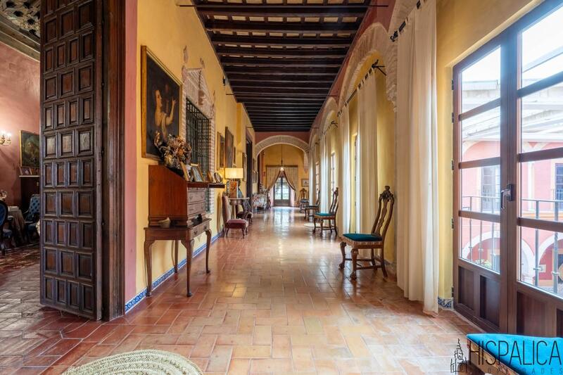 7 bedroom Villa for sale