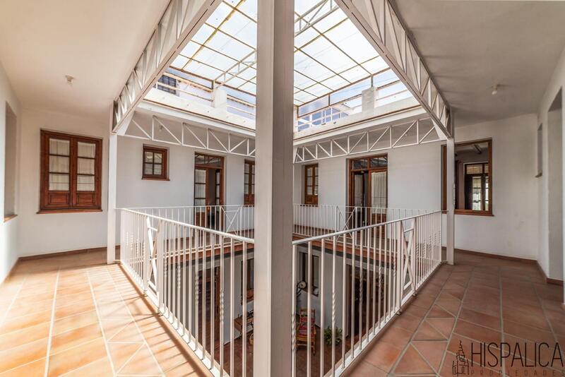 Villa till salu i Córdoba, Córdoba Villa till salu i Córdoba, Córdoba