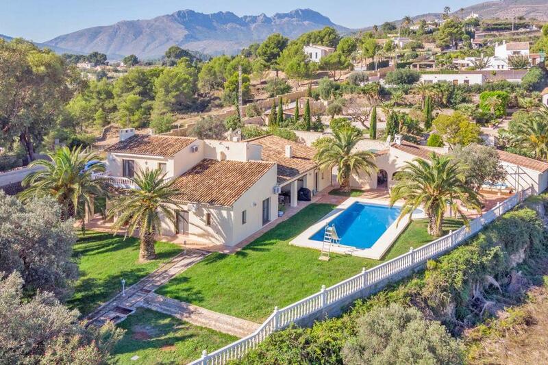 Casa de Campo en venta en Benissa, Alicante