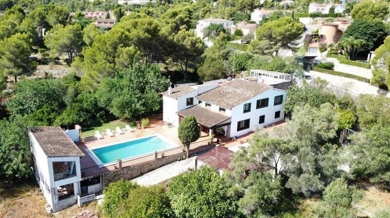 Villa à vendre dans Dénia, Alicante