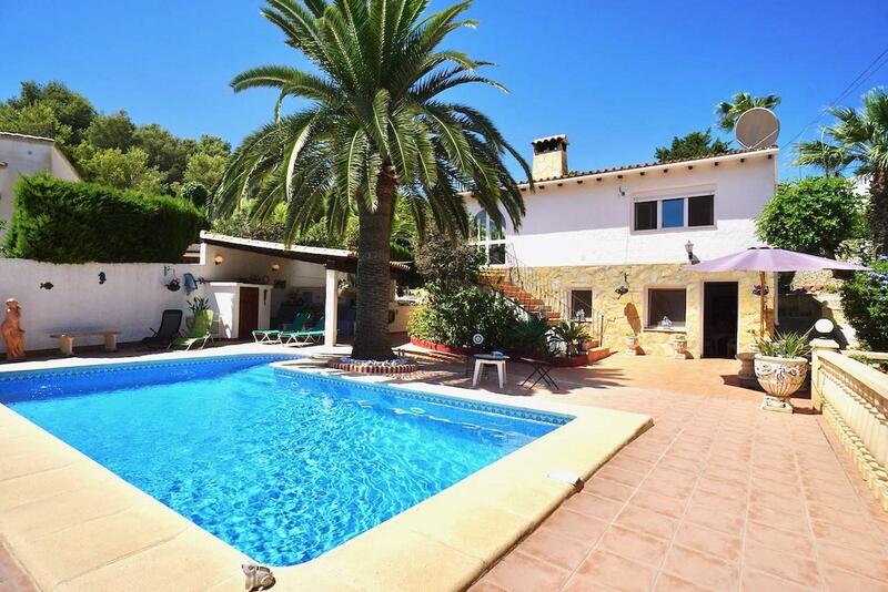 Villa en venta en Moraira, Alicante