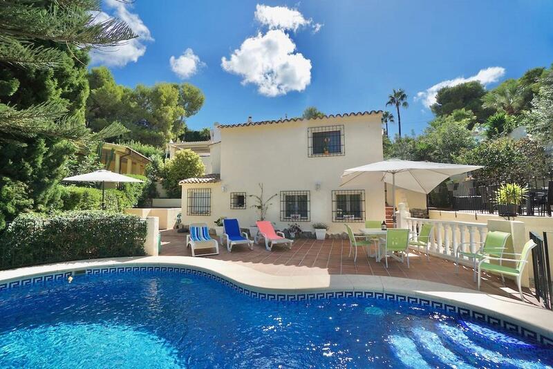 Villa for sale in Moraira, Alicante