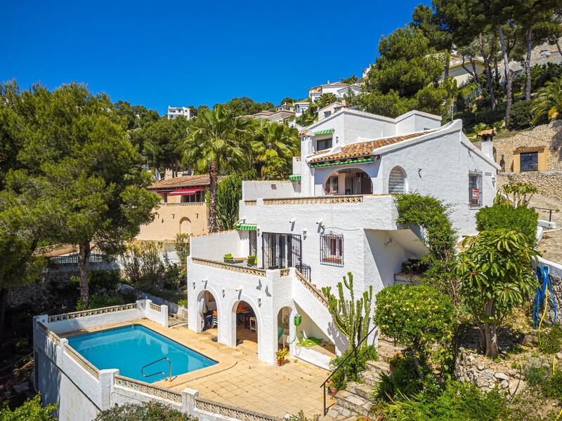 Villa til salg i Moraira, Alicante