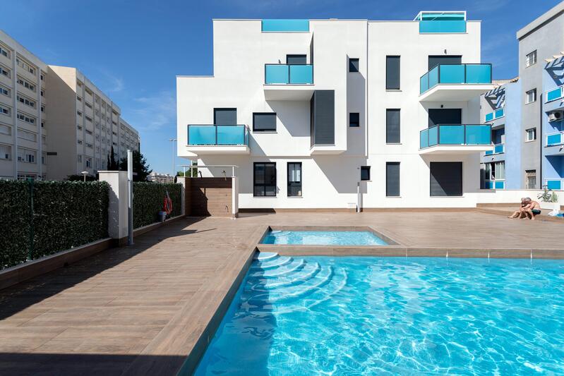 квартира продается в Torrevieja, Alicante