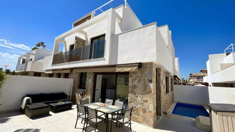 Duplex for sale in Orihuela Costa, Alicante