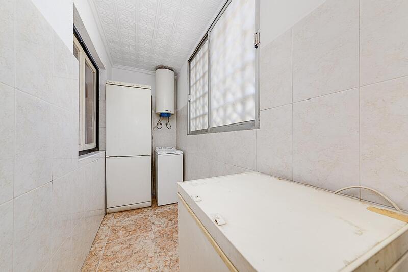 2 Cuarto Villa en venta