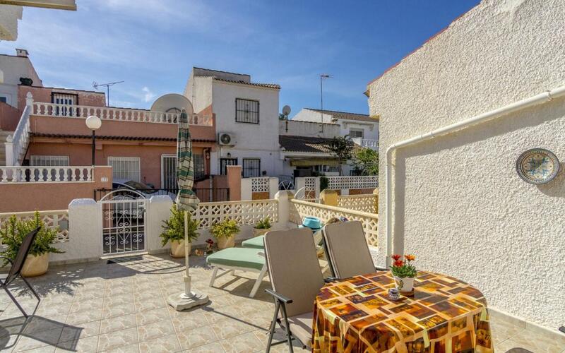 2 Cuarto Villa en venta