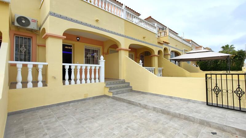 3 bedroom Townhouse for sale