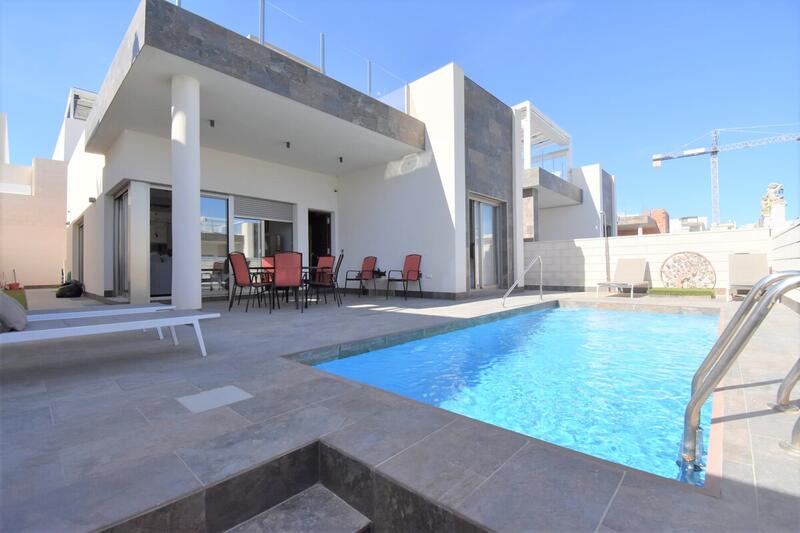 Casa de Campo en venta en Orihuela Costa, Alicante