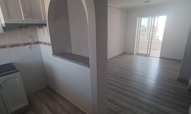 2 slaapkamer Appartement Te koop