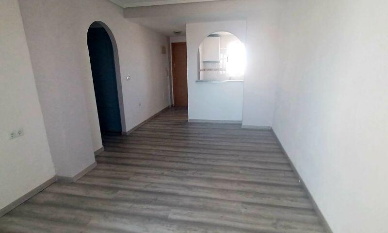 2 slaapkamer Appartement Te koop