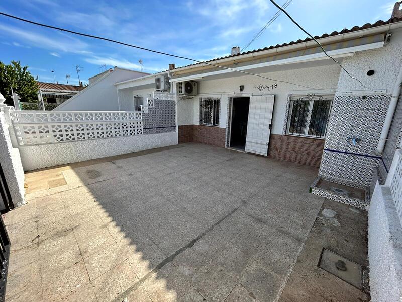 2 Cuarto Villa en venta