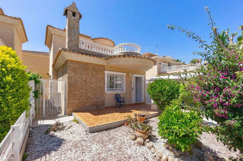 Casa de Campo en venta en Orihuela Costa, Alicante