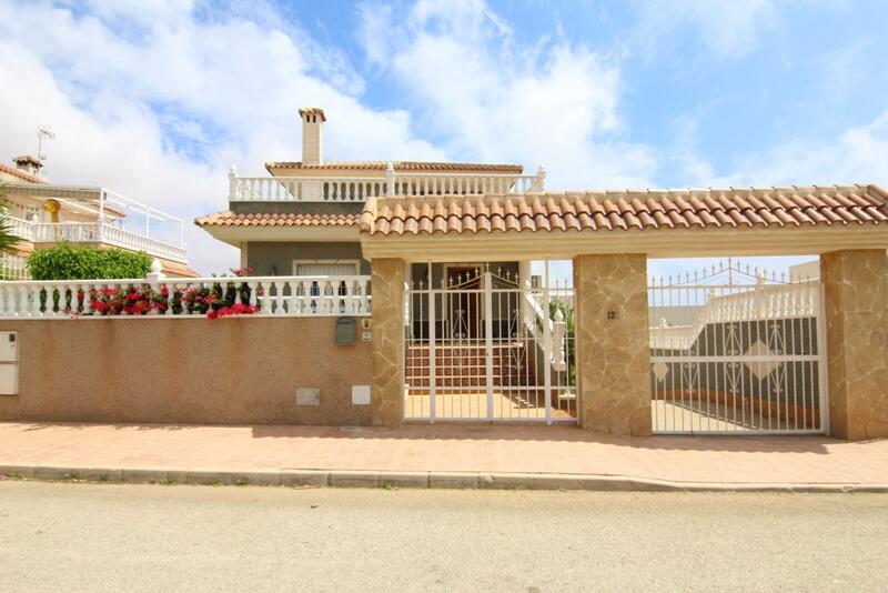 Landhuis Te koop in Torrevieja, Alicante