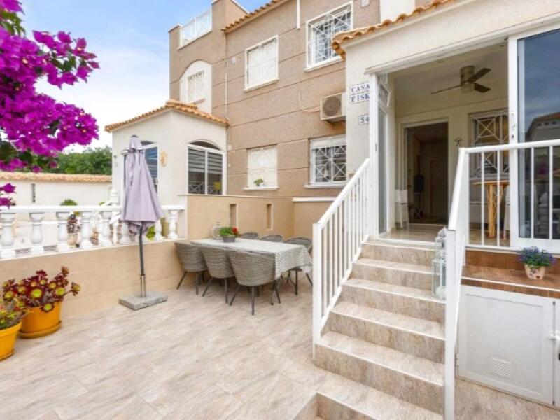 Maison de Ville à vendre dans Torrevieja, Alicante