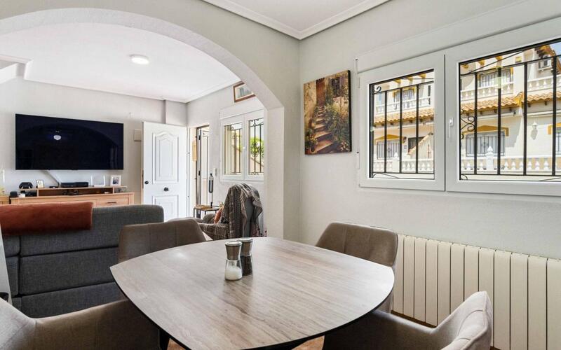 2 Cuarto Dúplex en venta