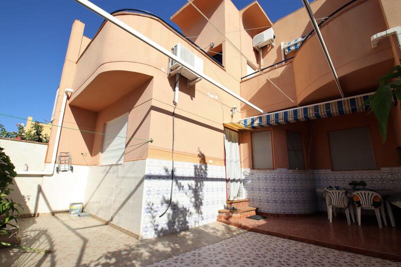 Townhouse for sale in Torrevieja, Alicante