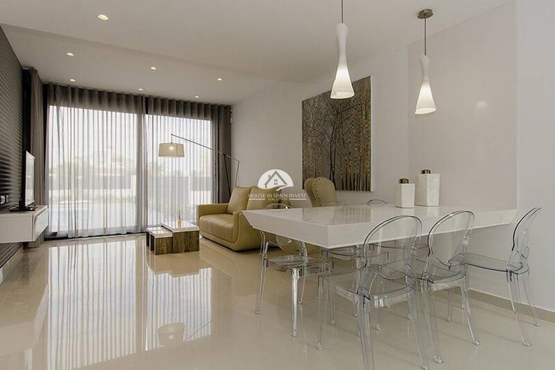 4 bedroom Villa for sale