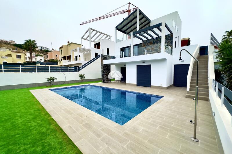 Villa for sale in Ciudad Quesada, Alicante