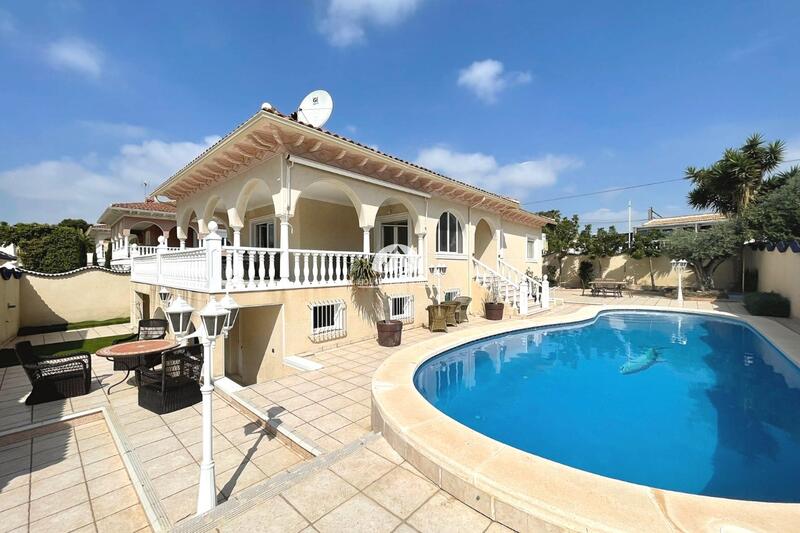 Villa à vendre dans Ciudad Quesada, Alicante