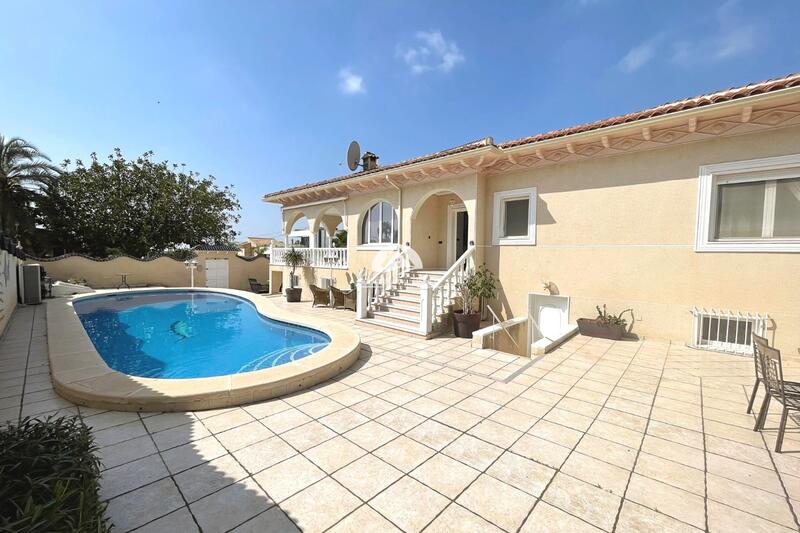 4 chambre Villa à vendre 4 chambre Villa à vendre