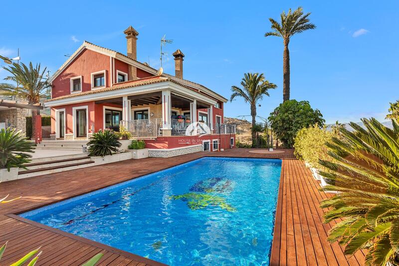 Villa for sale in La Finca Golf Course, Alicante