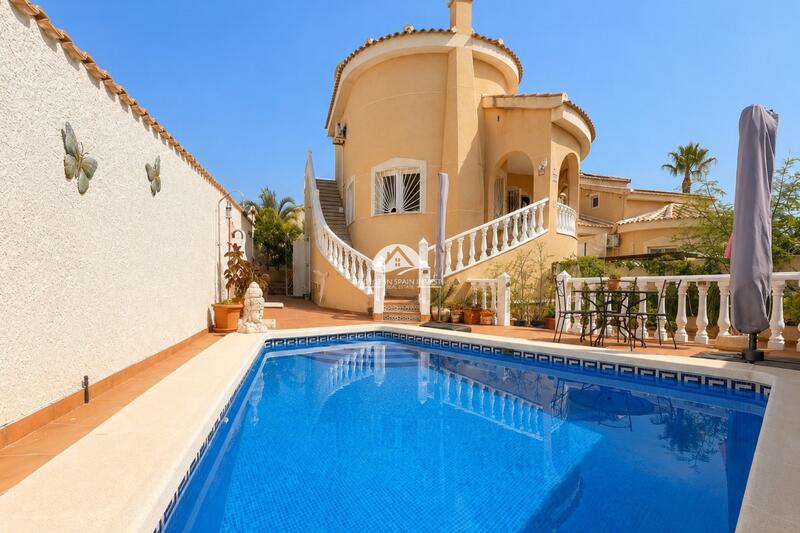 Villa en venta en Ciudad Quesada, Alicante Villa en venta en Ciudad Quesada, Alicante