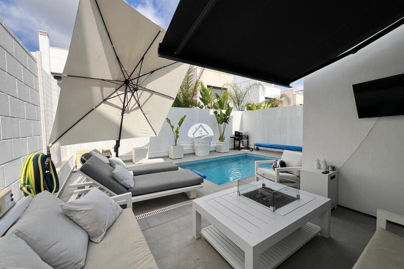 Villa till salu i Orihuela Costa, Alicante